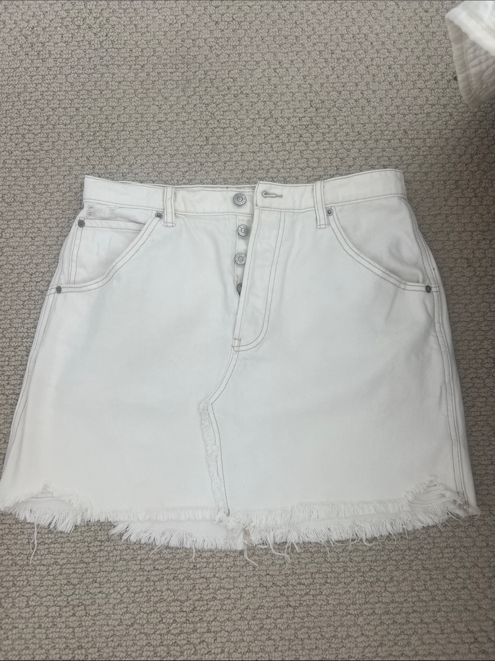 We the free Women's White Denim Mini Skirt Shorts with Frayed Hem, size 31